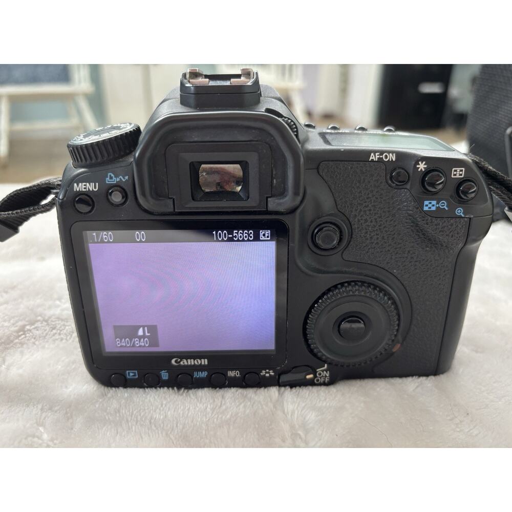 Canon EOS 40D Digital Camera, EFS 18-55 mm Lens, Battery, Charger, Strap and Bag - Picture 15 of 15